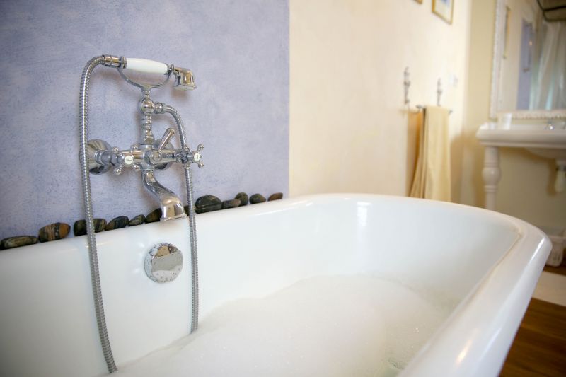 Experienced Bathtub Refinishing Technicians
